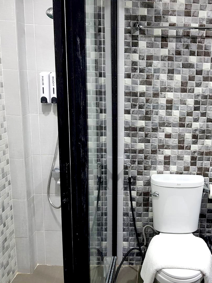 필리핀 베스타어학원 풀뷰룸 3인실 이미지 8